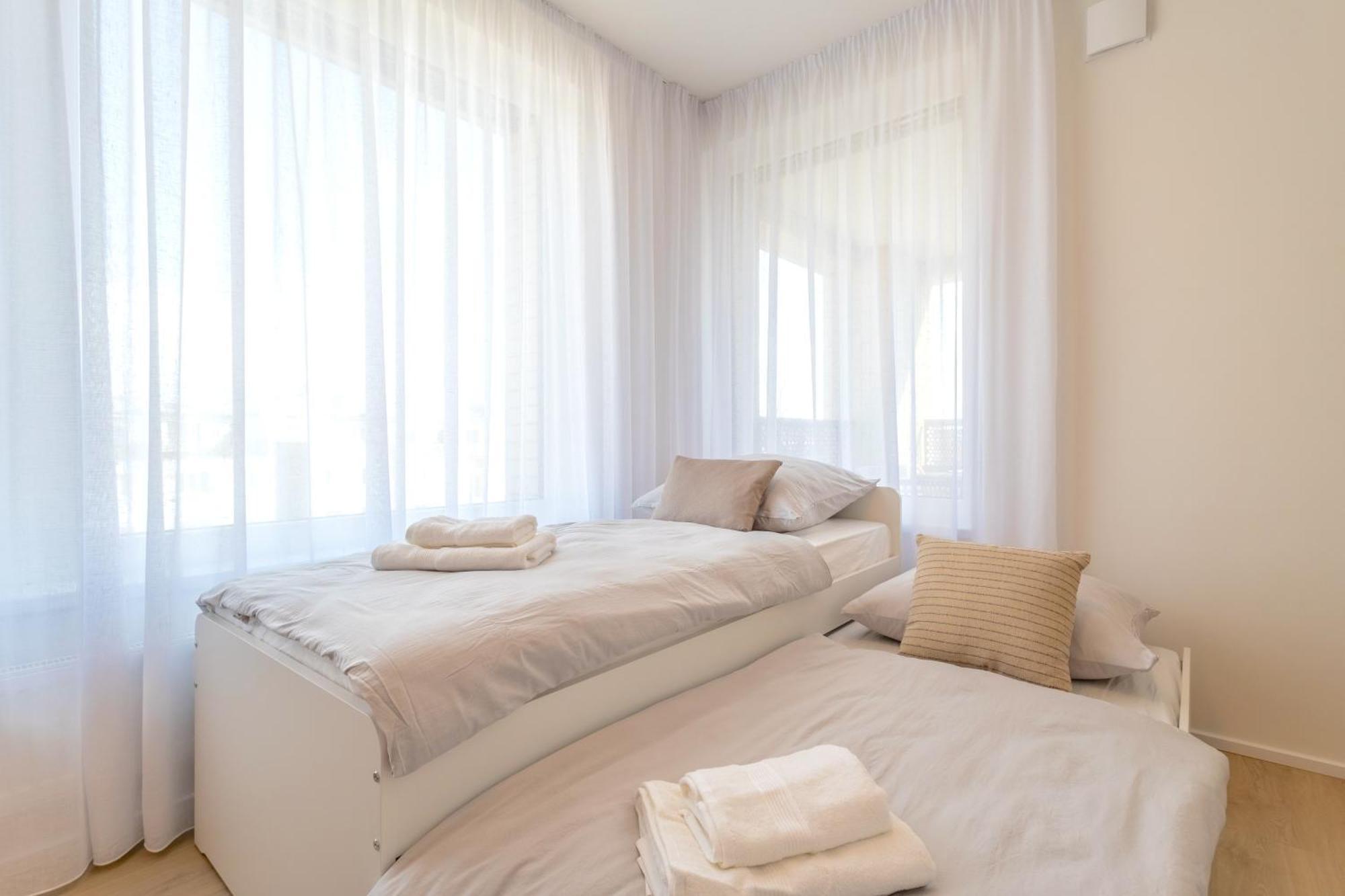 Bright 2Br - 4Th Floor, Balcony, Free Parking By Gravity Prague Διαμέρισμα Εξωτερικό φωτογραφία