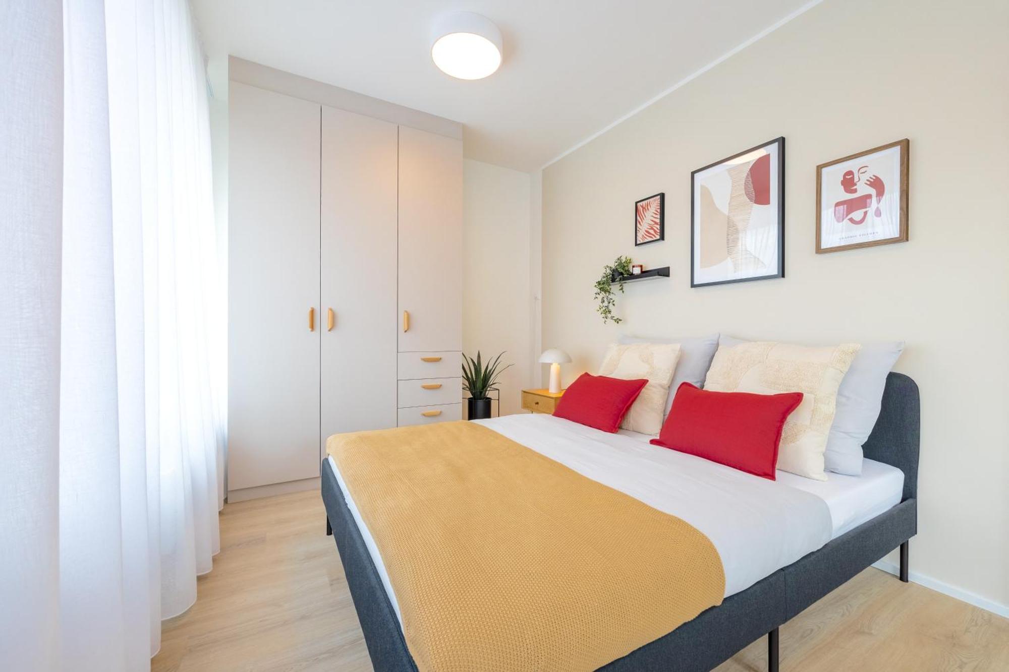 Bright 2Br - 4Th Floor, Balcony, Free Parking By Gravity Prague Διαμέρισμα Εξωτερικό φωτογραφία